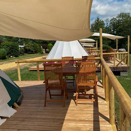 Tipi Papago Apartment Belau